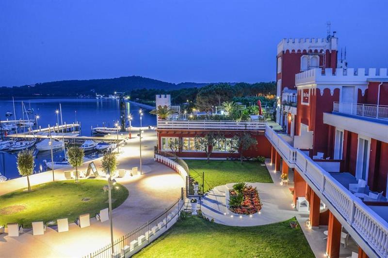 Villa Garuti Village Паденге-суль-Гарда Экстерьер фото